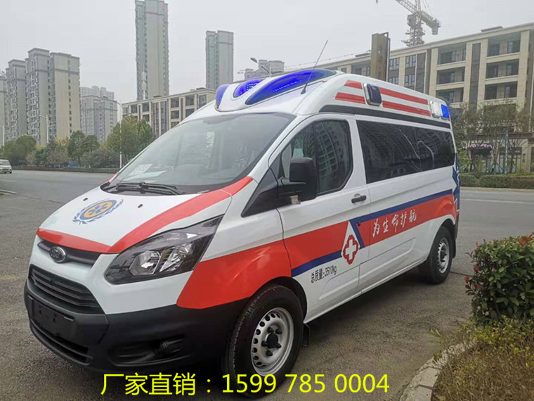 （國(guó)六）福特新全順v362救護(hù)車(chē)