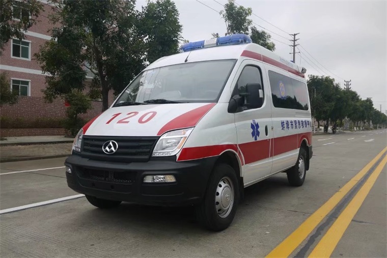 上汽大通V80短軸監(jiān)護(hù)型救護(hù)車(chē)
